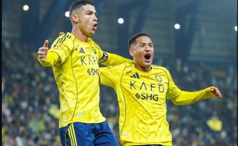 Ronaldo ghi bàn bằng lưng, Al Nassr vẫn đứt chuỗi 10 chiến thắng liên tiếp