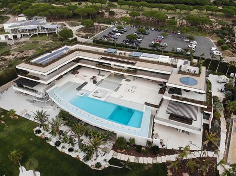 Biệt thự siêu sang trị giá hơn 1000 tỷ của Ronaldo đã hoàn thành