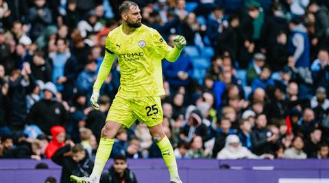 Khốc liệt cuộc đua giành Găng tay vàng ở Ngoại hạng Anh 2025/26