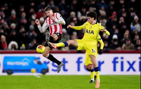 Hàng công Tottenham tệ như thế nào trước Brentford?