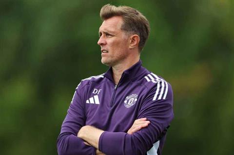 Fletcher vinh dự khi được dẫn dắt Man United