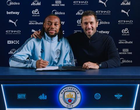 Man City công bố bom tấn Semenyo