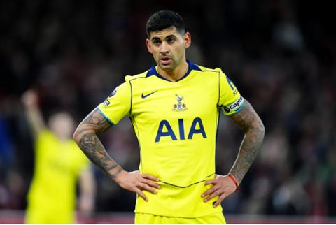 Tottenham nhận tin không vui từ Cristian Romero