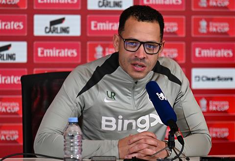 Liam Rosenior: Chelsea sẽ học hỏi từ thế hệ 92 của Man Utd