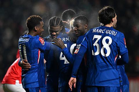 Liam Rosenior hài lòng với khởi đầu mĩ mãn ở Chelsea