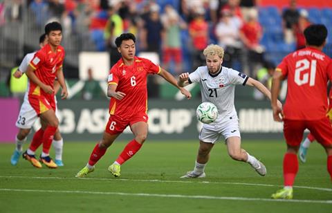 Thái Sơn: U23 Việt Nam sẽ cống hiến tất cả những gì mình có vì màu cờ sắc áo