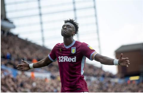 Tammy Abraham sắp trở lại Ngoại hạng Anh