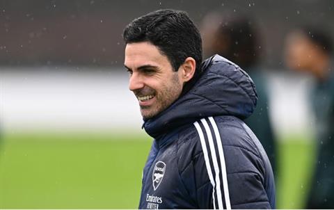 Arteta bảo vệ Viktor Gyokeres trước những áp lực dư luận