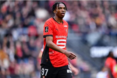 Chelsea đạt được thỏa thuận cá nhân với ngôi sao ở Ligue 1