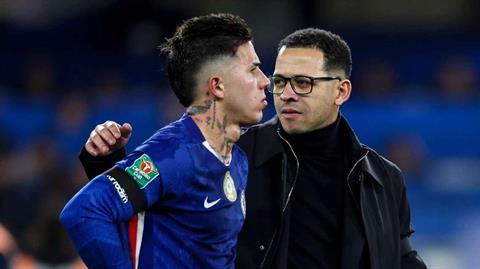 Enzo Fernandez đã xin lỗi Chelsea nhưng chưa được giảm án