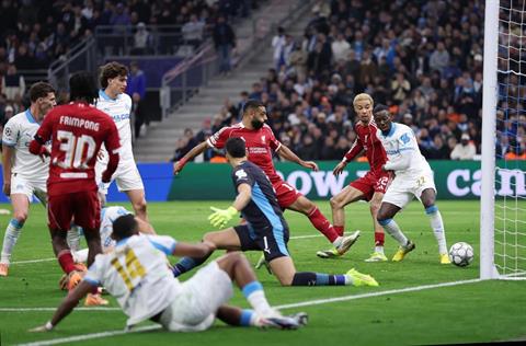 Arne Slot ngợi khen bản lĩnh các cầu thủ Liverpool