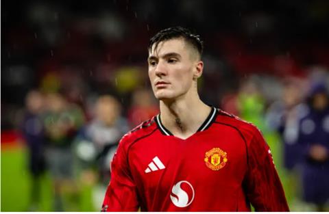 Mikel Arteta tiết lộ lý do Arsenal không chiêu mộ Benjamin Sesko