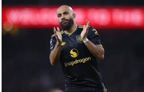 Huyền thoại tiếc nuối vì Arsenal không chiêu mộ được Bryan Mbeumo