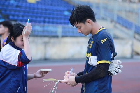 Cao Văn Bình tự tin cùng SLNA hướng tới 3 điểm trước Hà Nội FC