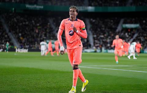 Barca từ chối đề nghị 270 triệu Euro cho Yamal năm 17 tuổi