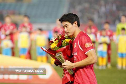 Đình Bắc tái phát chấn thương sau khi trở về CLB CAHN