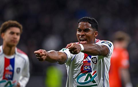 Endrick lên tiếng khi được so sánh với Benzema