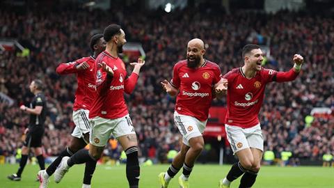 Những con số ấn tượng sau trận MU 2-0 Tottenham