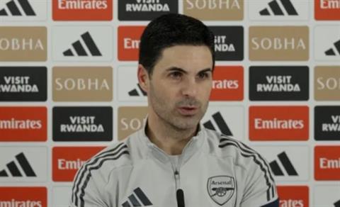 Mikel Arteta phản hồi bình luận của Liam Rosenior 