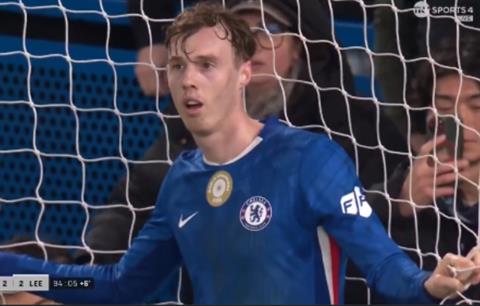 Huyền thoại Arsenal đưa ra dự đoán đáng lo ngại về Chelsea 