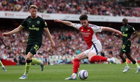 Phân tích, dự đoán phạt góc hiệp 1 trận đấu Brentford vs Arsenal (3h00 ngày 13/2)