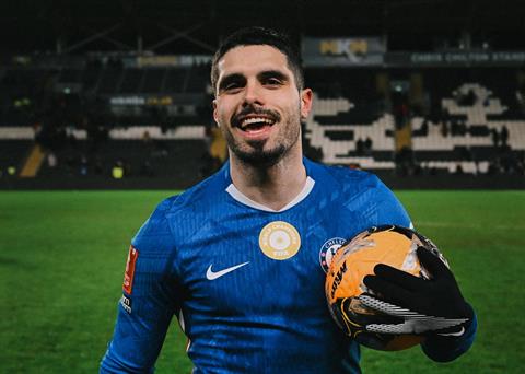 Pedro Neto hạnh phúc sau cú hat-trick bàn thắng đầu tiên trong sự nghiệp