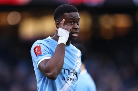 Man City chế giễu MU sau chiến thắng trước Salford City 