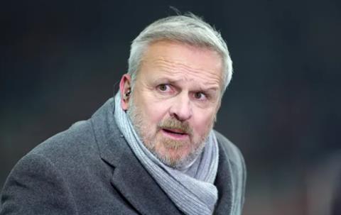 Didi Hamann nhận định cuộc đua vô địch NHA mùa này