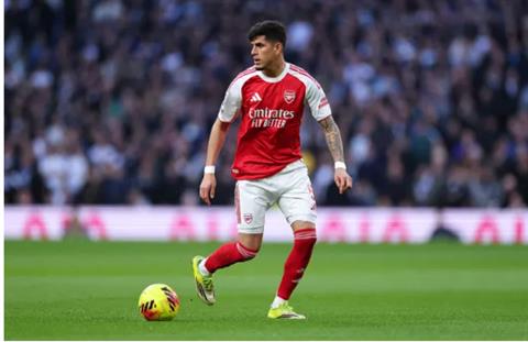 Mikel Arteta hết lời khen ngợi Piero Hincapie