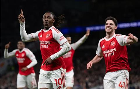 Eberechi Eze sẽ đá chính trước Chelsea, thay vì Martin Odegaard