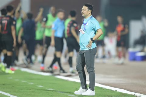 HLV Vũ Hồng Việt tiết lộ cách giúp Nam Định trở lại