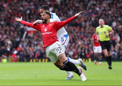 Lộ mục tiêu mới của MU ở Hè 2026