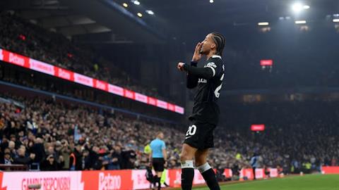 Joao Pedro và Bruno Fernandes xuất sắc nhất EPL năm 2026