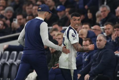 Sao Tottenham nổi điên khi bị thay ra trước Crystal Palace