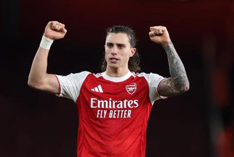 Riccardo Calafiori tiết lộ bến đỗ mới trong tương lai