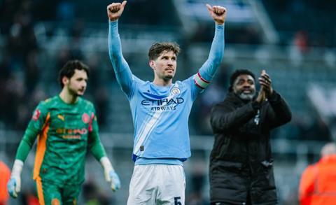 John Stones lên tiếng sau màn ngược dòng thuyết phục của Man xanh
