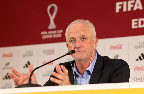 HLV ĐT Iraq yêu cầu FIFA dời lịch đá play-off