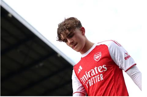 Eberechi Eze hết lời khen ngợi tiềm năng của Max Dowman