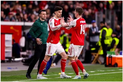 Gary Lineker muốn Arteta loại bỏ Viktor Gyokeres