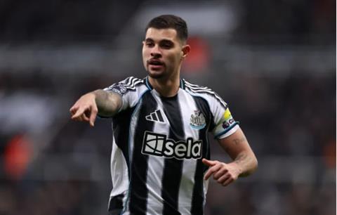 Newcastle có câu trả lời cho MU vụ Bruno Guimaraes