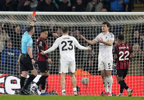 FA lên tiếng về tấm thẻ đỏ của Harry Maguire trước Bournemouth