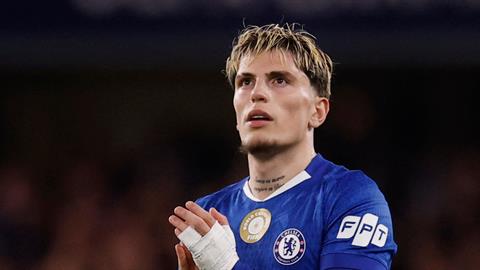 Garnacho bị kết án vì chạy xe quá tốc độ gần trung tâm của MU