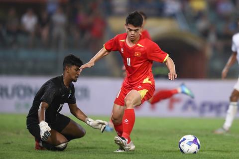 Thêm Khuất Văn Khang rời đội vì chấn thương, tuyển Việt Nam bổ sung một cầu thủ