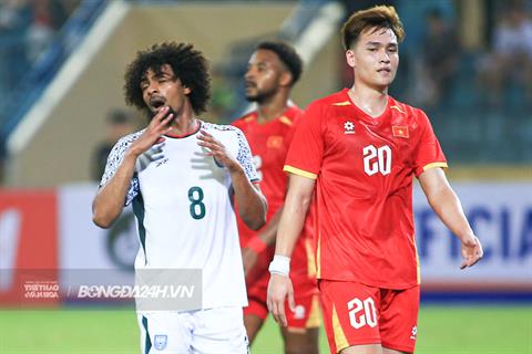 Sao từng chơi Premier League thể hiện đẳng cấp trước ĐT Việt Nam