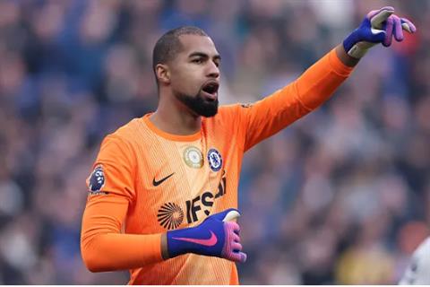 Alan Shearer chỉ trích kế hoạch mua sắm của Chelsea