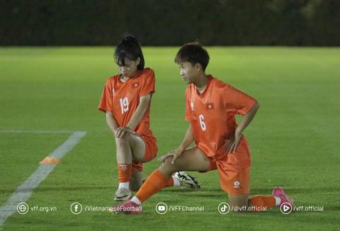U20 nữ Việt Nam tập giờ muộn trước thềm đấu U20 nữ Thái Lan
