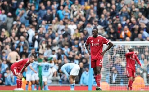 Ibrahima Konate bị chỉ trích sau thất bại trước Man City