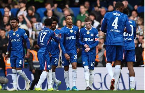 Arsenal cần sự giúp đỡ từ Chelsea để vô địch EPL mùa này