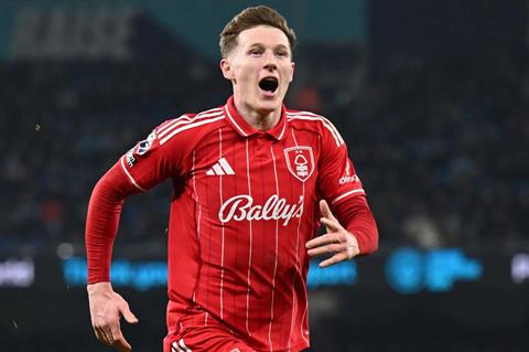 Elliot Anderson chọn MU hay Man City?