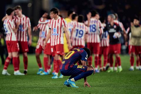 Dù có “thiên tài” Lamine Yamal, Barcelona vẫn đang gặp vấn đề lớn trên hàng công